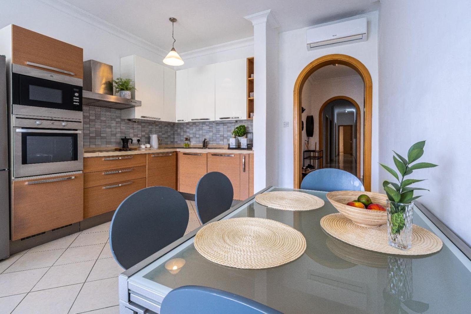 Morina Court Apartment Saint Julian's Екстериор снимка