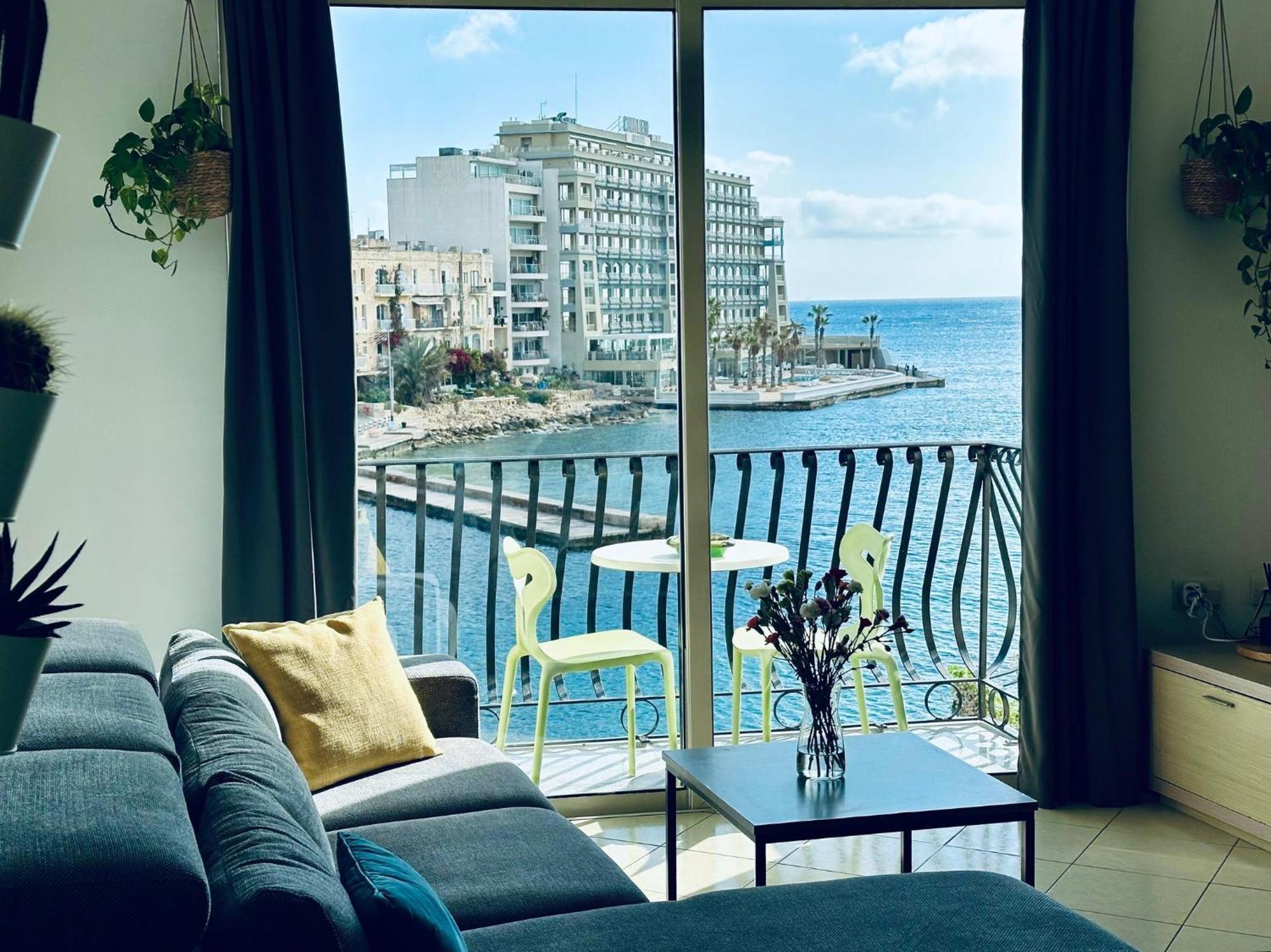 Morina Court Apartment Saint Julian's Екстериор снимка